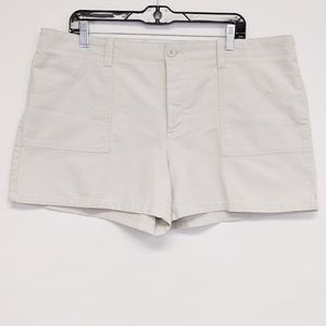 old navy | cream hi-rise cotton chino shorts sz 18